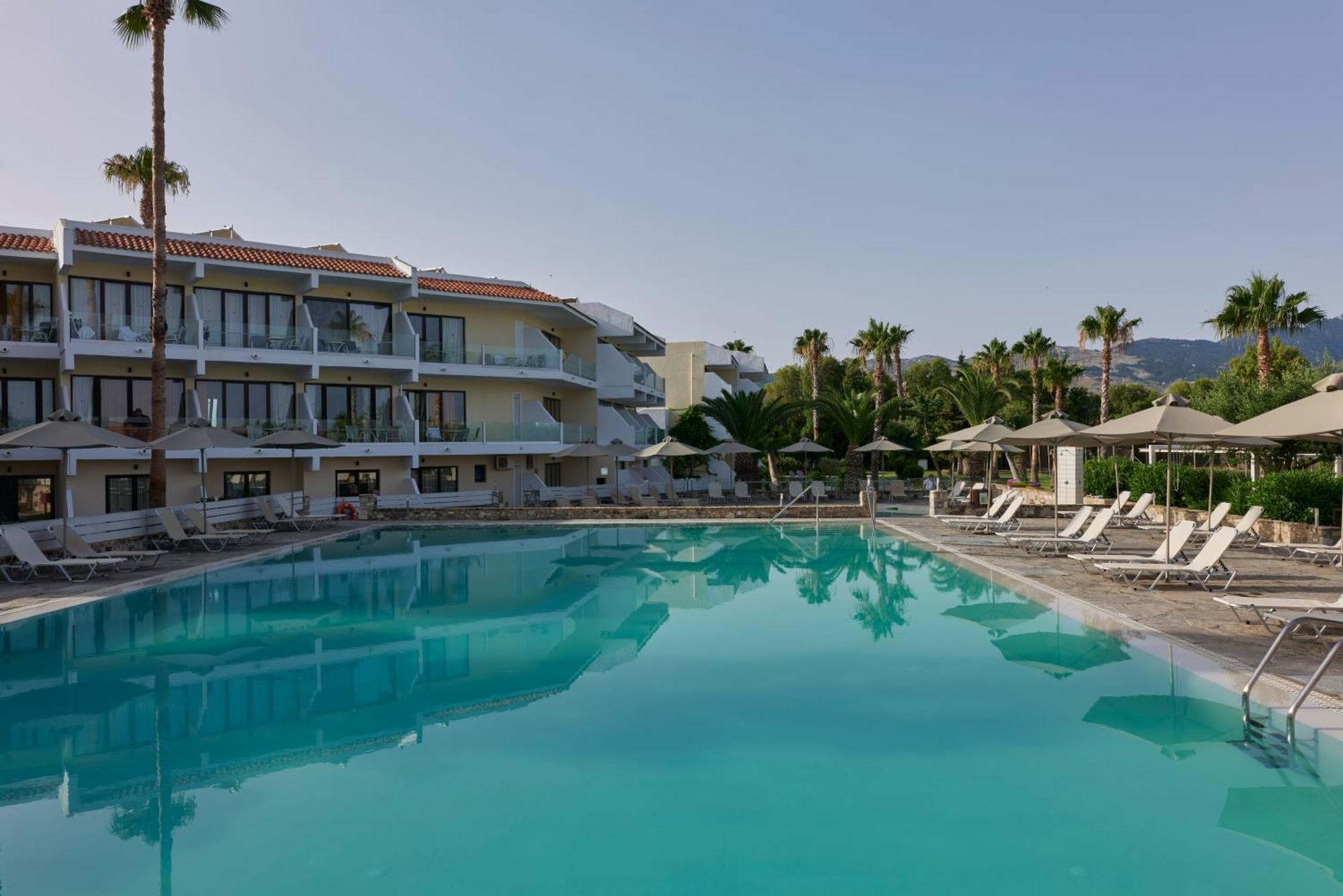 Atlantica Thalassa Hotel คอสทาวน์ ภายนอก รูปภาพ